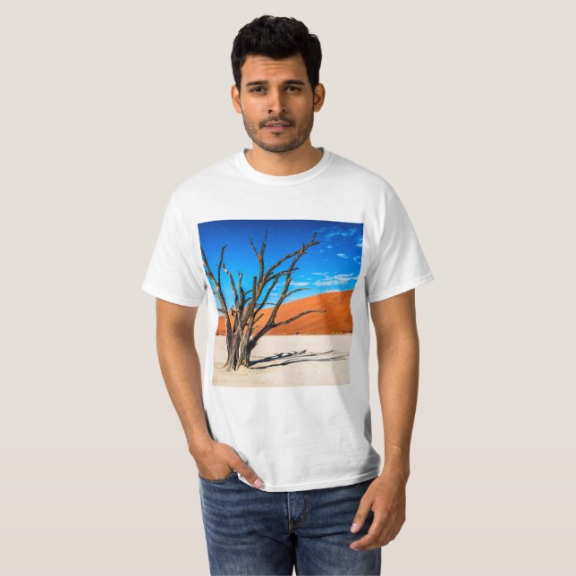Dead tree in Deadvlei, Namibia T-Shirt (Front Full)