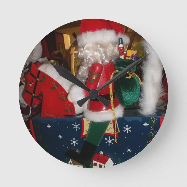 Decorated Santa Claus Christmas Art Print/Design Round Clock (Front)