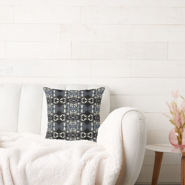 Decorative Black and White Pattern Cushion (Couch)