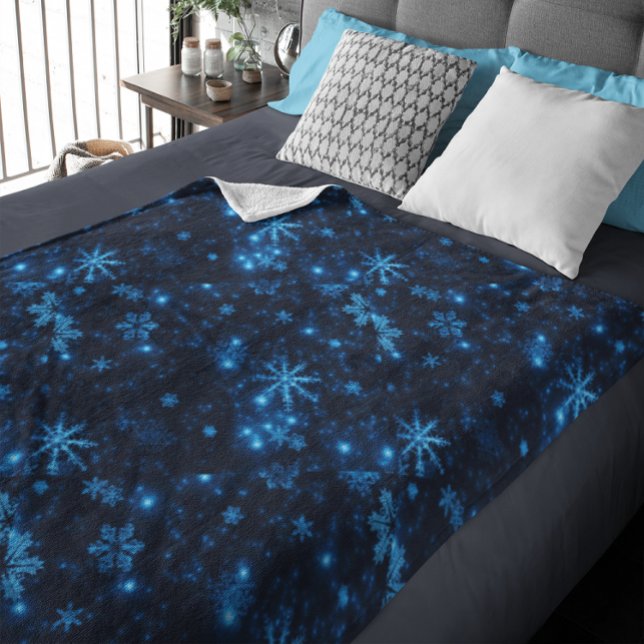 Deep Blue & Bright Snowflakes Fleece Blanket, Blanket (Deep Blue & Bright Snowflakes Fleece Blanket,)