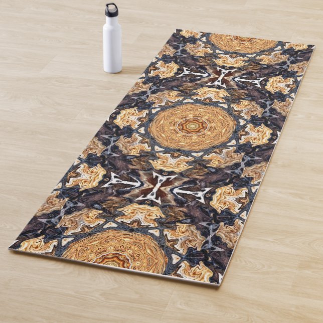 Deep in the woods.... yoga mat (In Situ)
