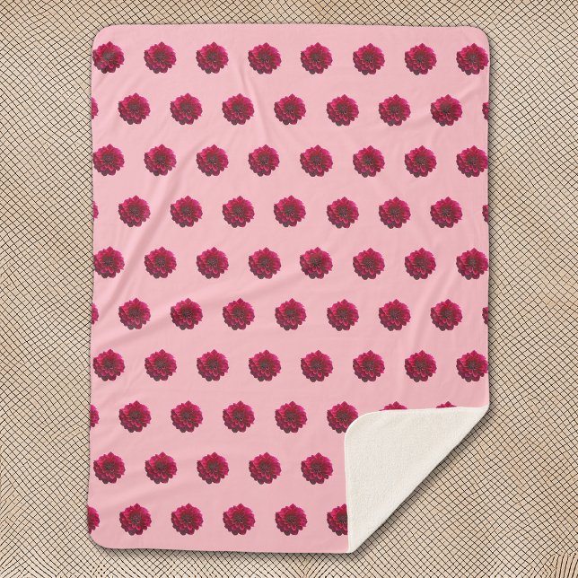Deep Pink Dahlia Flower Seamless Pattern on Sherpa Blanket (Deep pink Dahlia flower seamless pattern on sherpa blanket.)