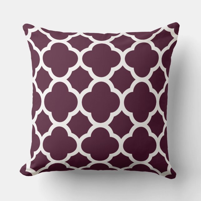 Deep Purple Quatrefoil Pattern Cushion (Front)