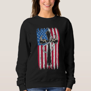 Deer Hunting Hunter  Us Flag Deer Hunting & Fishin Sweatshirt