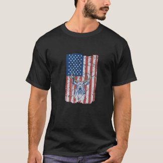 Deer USA Flag | Hunting Lover Funny Deer Hunting T-Shirt