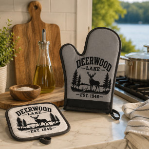 Deerwood 1946 Lake Life Oven Mitt & Pot Holder Set