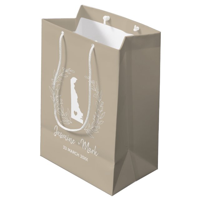 Delaware  Destination Wedding Family Reunion Favou Medium Gift Bag (Back Angled)