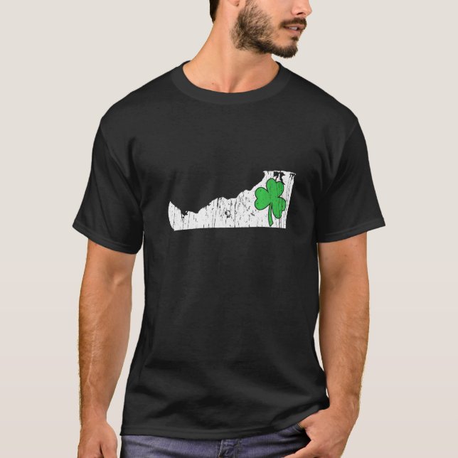 Delaware State St Patrick S Day Delaware Green Sha T-Shirt (Front)