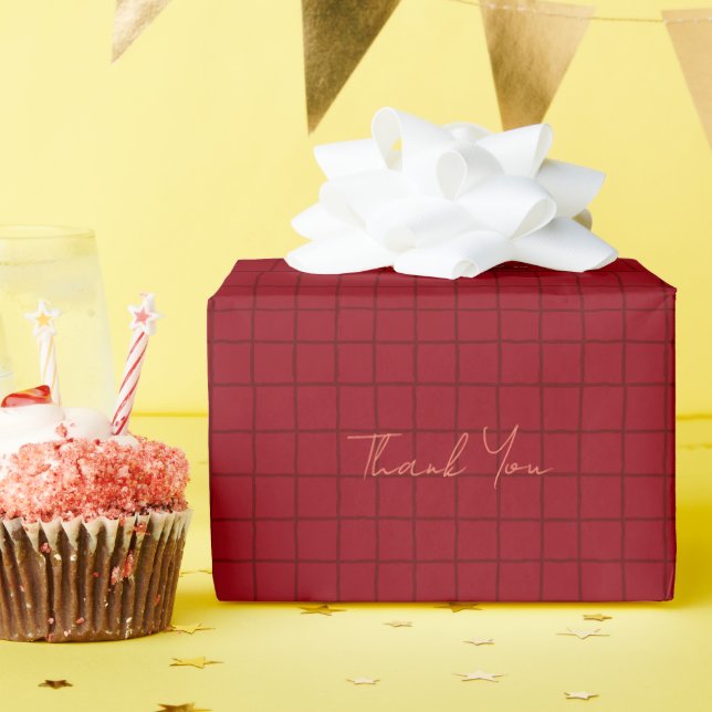 Delicate Red Chequered Wrapping Paper (Birthday Party)