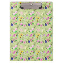 Delicate watercolour wildflowers on green