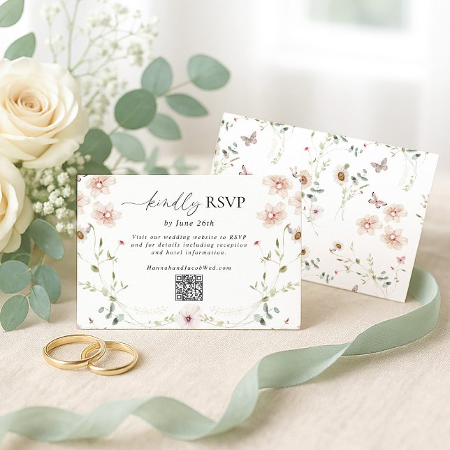 Delicate Wildflower Wedding QR Code RSVP Card (Creator Uploaded)