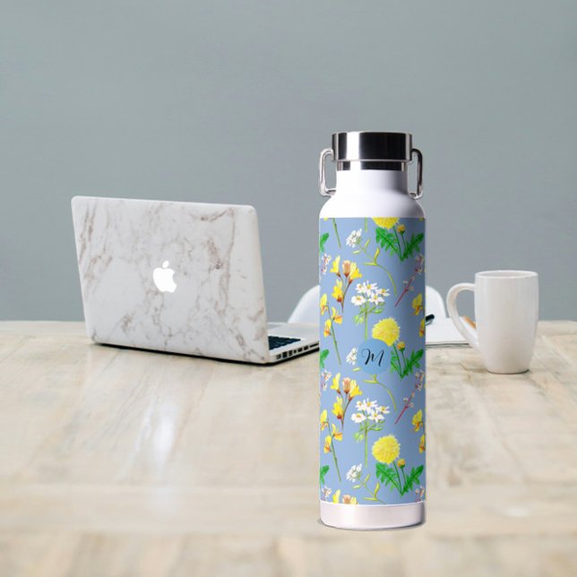 Delicate wildflowers in sky blue. Custom. Water Bottle (Delicate wildflowers in sky blue. Custom. Water Bottle)