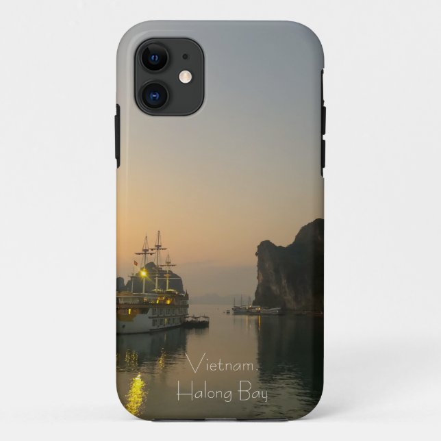Delightful sunset in Halong Bay Vietnam Case-Mate  iPhone Case (Back)