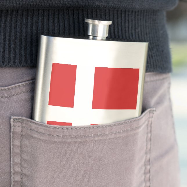 Denmark flag hip flask (In Situ)