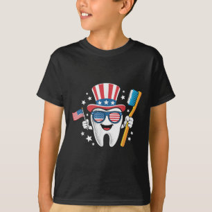 Dentist Tooth Dental American Flag Funny 4th Of Ju T-Shirt