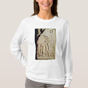 Depicting Amenophis IV, Nefertiti and Daughter T-Shirt