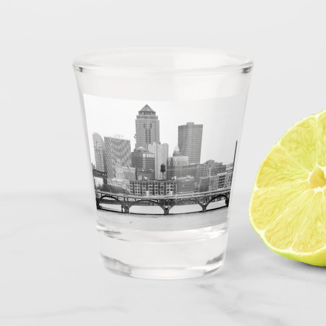 Des Moines in B&W Shot Glass (Front)