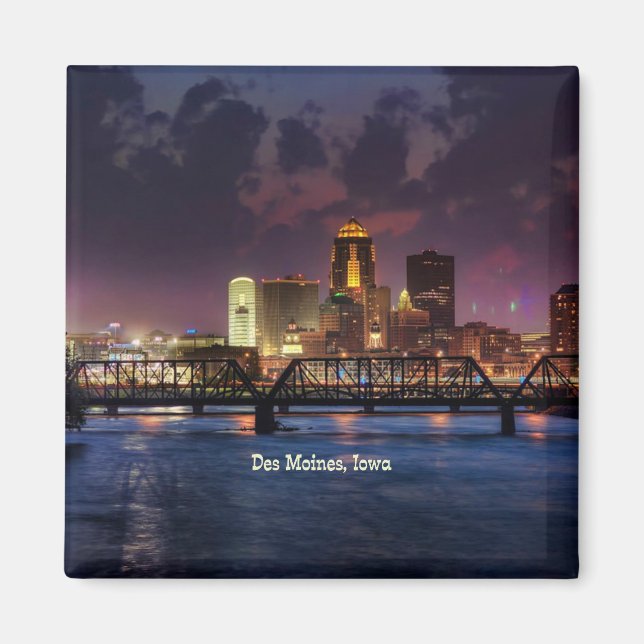 Des Moines, Iowa cityscape Magnet (Front)