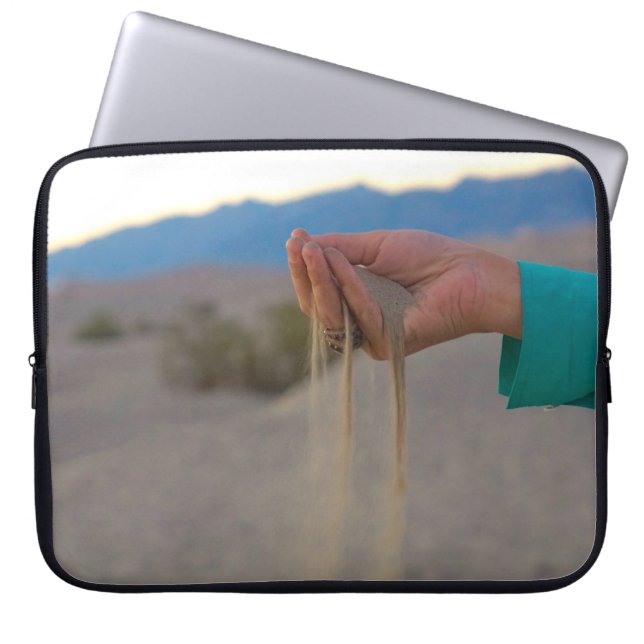 DESERT DURING NIGHTTIME LAPTOP SLEEVE (Front)