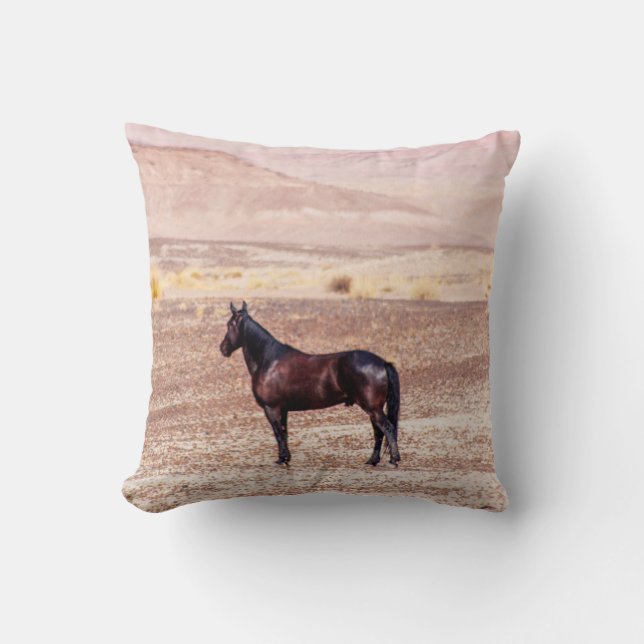 Desert Horse P8664 Cushion (Front)