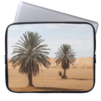 Desert Oasis: Sahara Palms Landscape. Laptop Sleeve