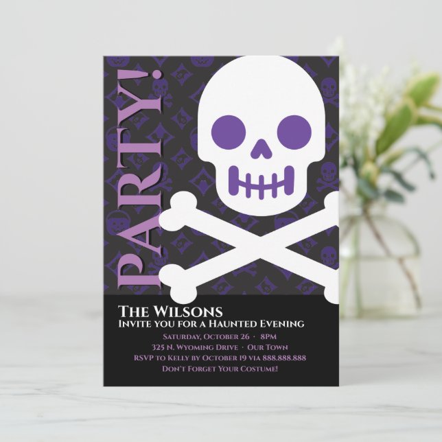 Designer Halloween, Bold Skull  Invitation (Standing Front)