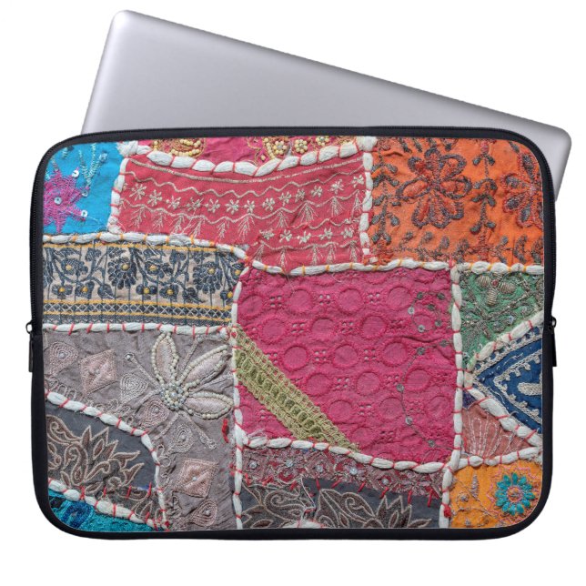 Detail old colourful patchwork carpet, India. Clos Laptop Sleeve (Front)