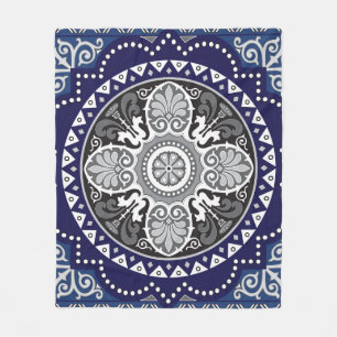 Detailed Floral Scarf Paisley Design Fleece Blanket