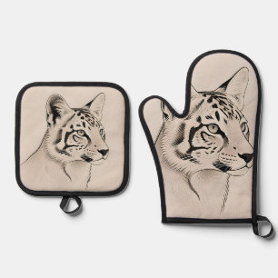 Detailed Lynx Portrait Line Art Oven Mitt & Pot Holder Set