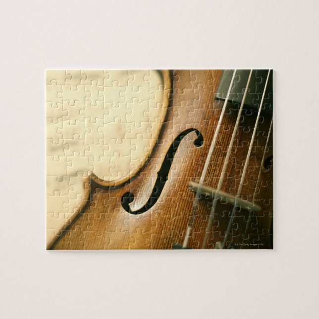 Detailed Violin Jigsaw Puzzle (Horizontal)