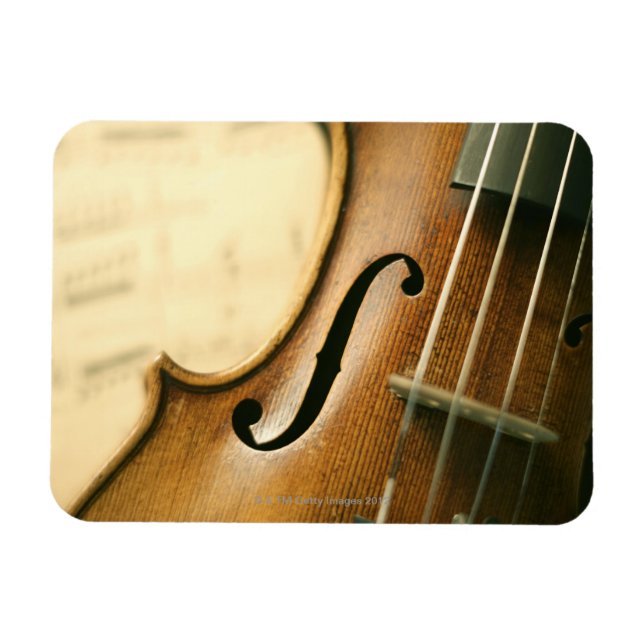 Detailed Violin Magnet (Horizontal)