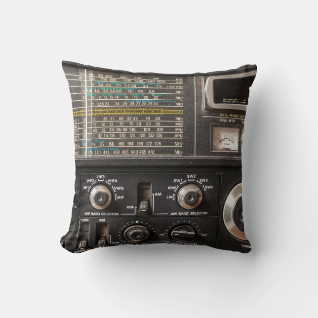 Details of an old am radio receiver cushion (Front)