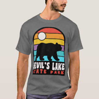 Devils Lake State Park Wisconsin Retro Sunset Bear T-Shirt