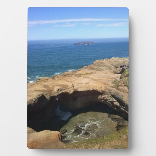 Devil's Punchbowl & Otter Rock, OR Plaque (Front)