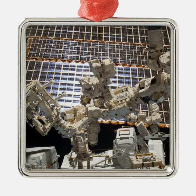 Dextre Metal Tree Decoration (Front)