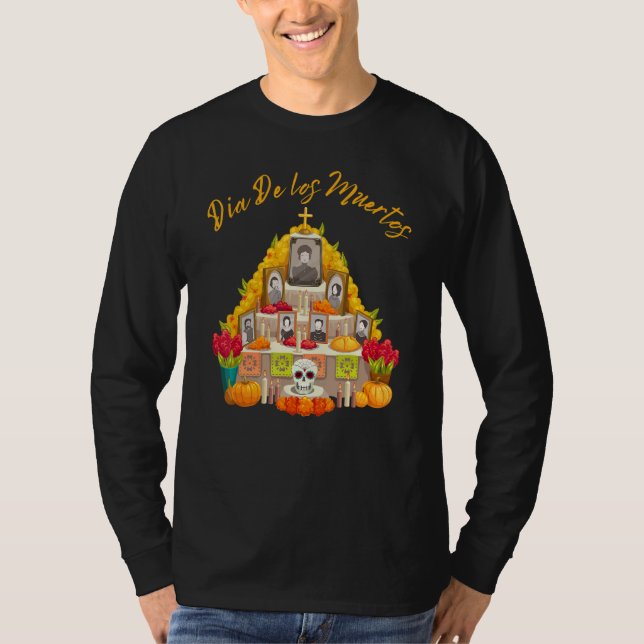 Dia De Los Muertos Day Of The Dead Altar T-Shirt (Front)