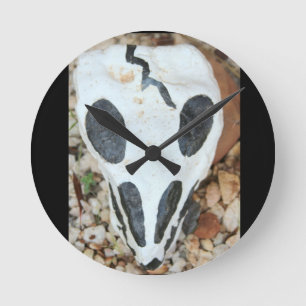 Dia de los Muertos painted skull Round Clock
