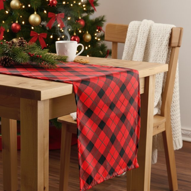 Diagonal Red Black & Green Christmas Plaid Long Table Runner (Diagonal Red Black & Green Christmas Plaid Long Table Runner)