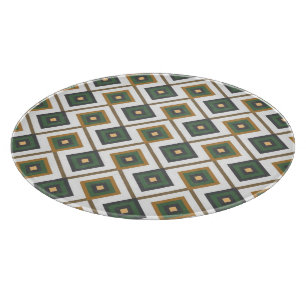Diamante in green cutting board