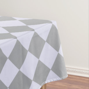 Diamond pattern in grey and lavender tablecloth