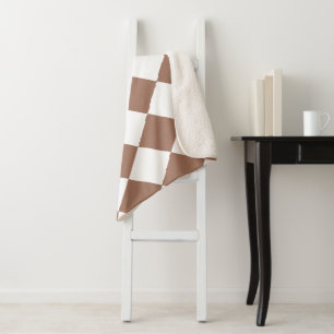 Diamond Pattern in White and Mocha Mousse Sherpa Blanket