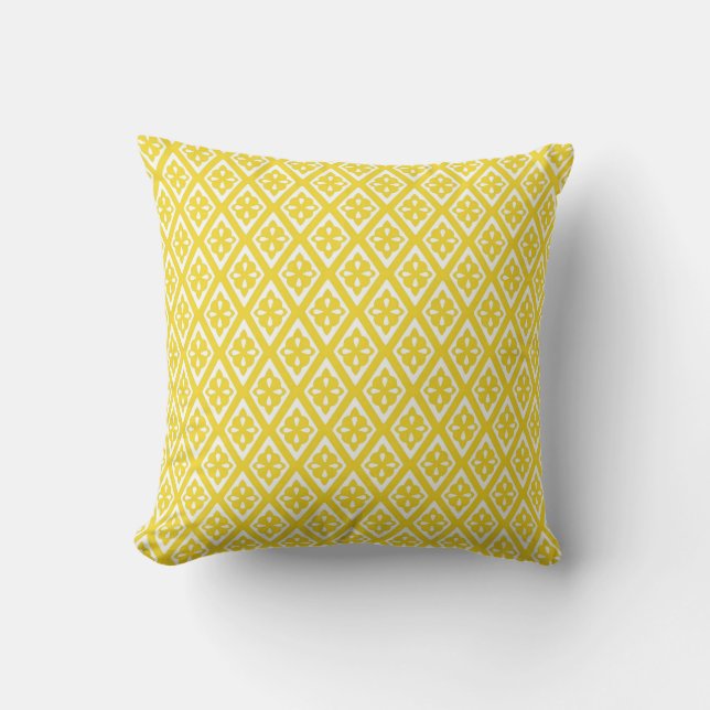 Diamond pattern - mustard gold and white cushion (Front)