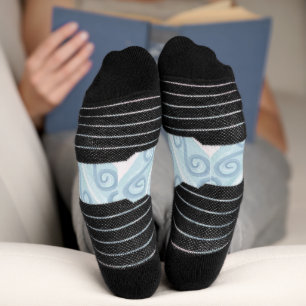 diamond shaped blue pattern socks