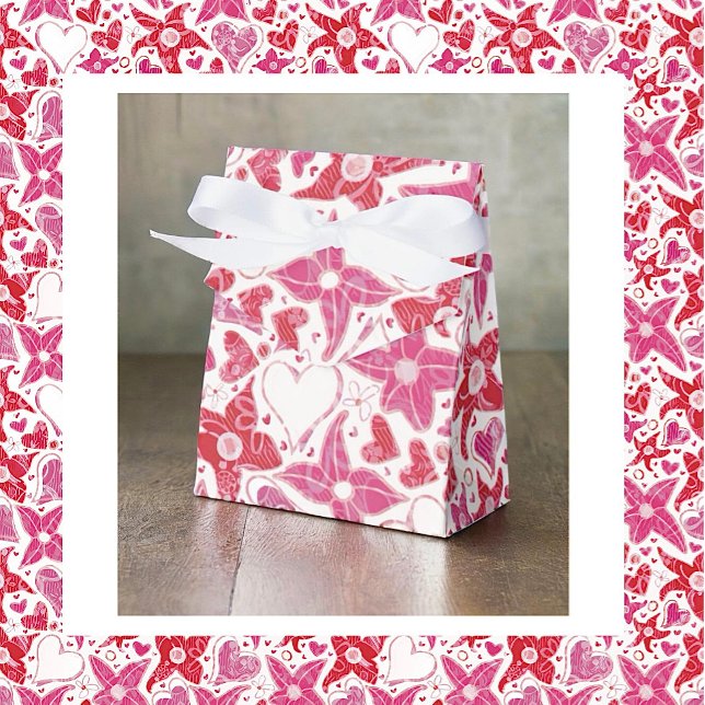 Different Style Of Flower & Hearts Pattern Favour Box (Creator Uploaded)