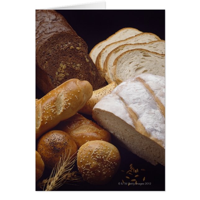 Different types of artisan bread (Front)