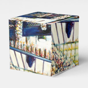 Dimensions of Curiosity Favour Box