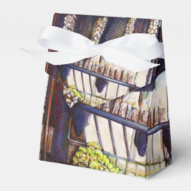 Dimensions of Curiosity Favour Box (Front Side)