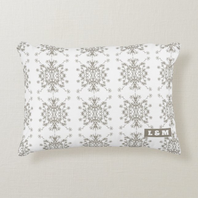 Dimond floral Pattern Decorative Cushion (Front)