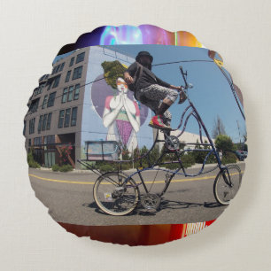 Dingo Dizmal tallbike Portland Round Cushion