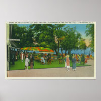 Dining on the Boardwalk at Roseland Park Scene